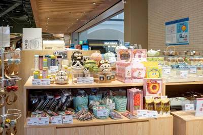 2000㎡一站式掃貨！魔都超人氣日本超市APIO，每晚半價享日用百貨